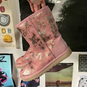 🩷 RARE Pink & Gold Flecked Uggs  🩷